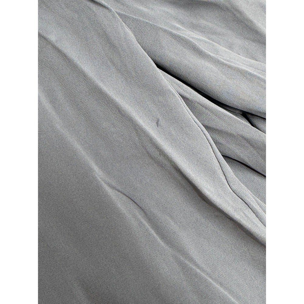 Armani Collezioni Top Womens 10 Gray Silk Stretch Button Up Quiet Luxury Office - Picture 12 of 14